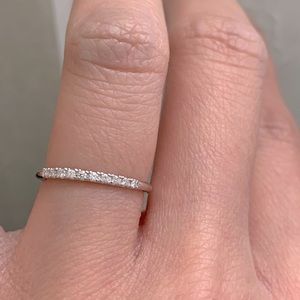 14k solid white gold diamonds ring.